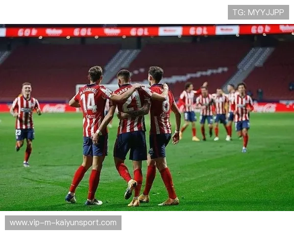 塞维利亚近距离配合战术，掀起进攻风暴